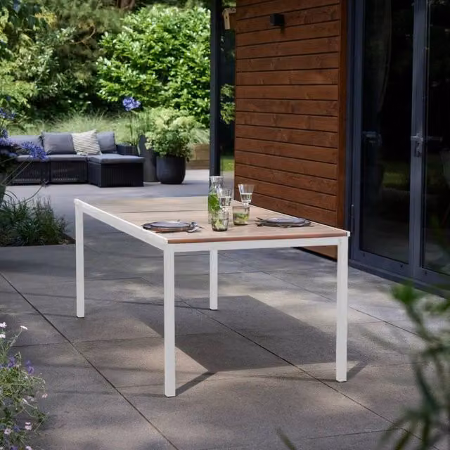 Tavolo da esterno Sarnia DMORA rettangolare in rovere e bianco L 200 cm x P 95 cm x H 75 cm