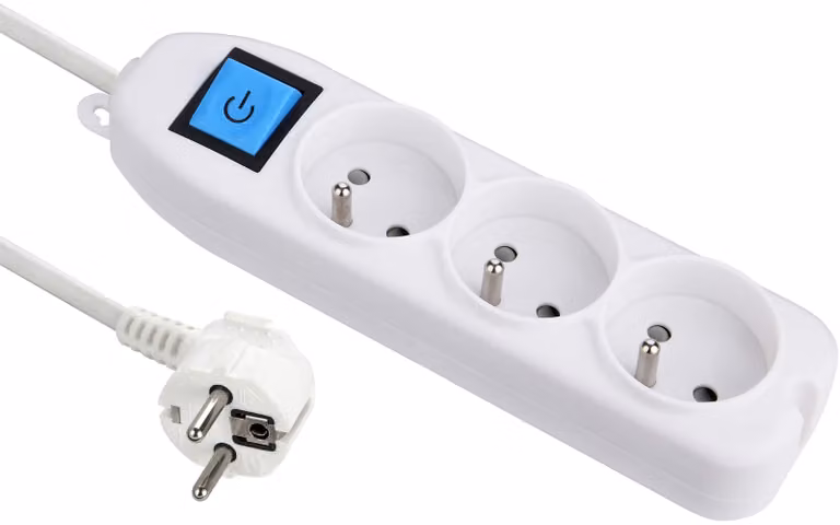 Ciabatta multipresa Electraline Basic, con interruttore, lunghezza 1,5 m, sezione del cavo 3G1