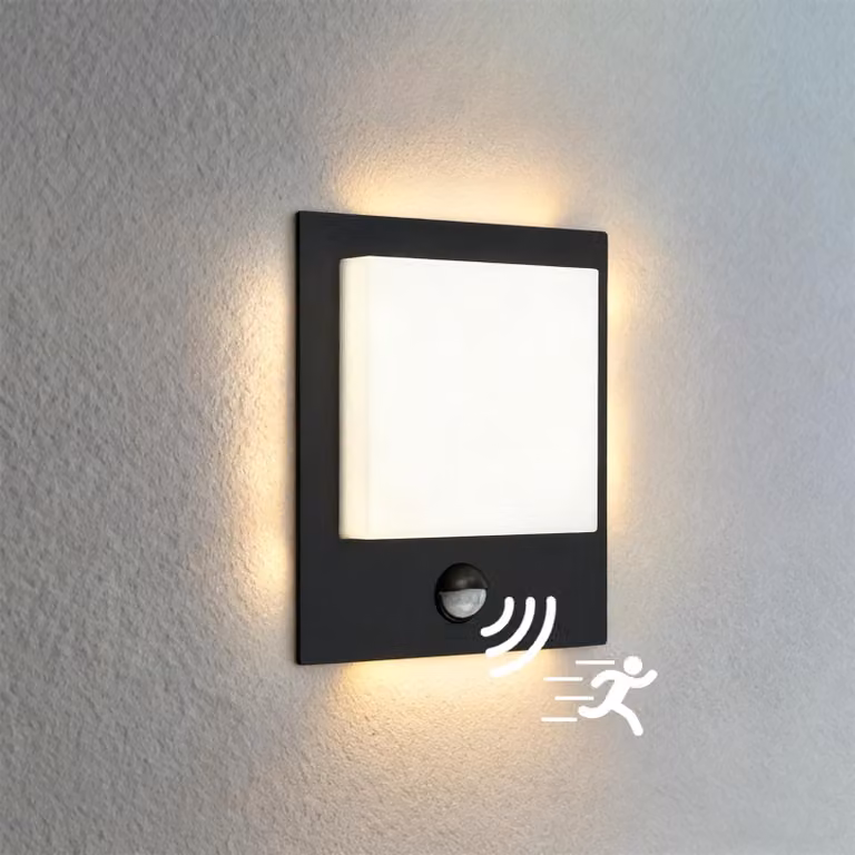 Lampada da parete esterna con sensore, 8,5 W, 700 lumen, 4000 K, grado di protezione IP44, realizzata in alluminio