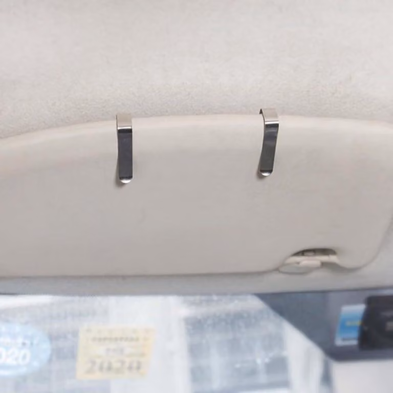 Specchio da trucco portatile per auto, da montare sulla visiera parasole, dimensioni 16,8 x 11 cm, ideale per il trucco e la cura personale in viaggio