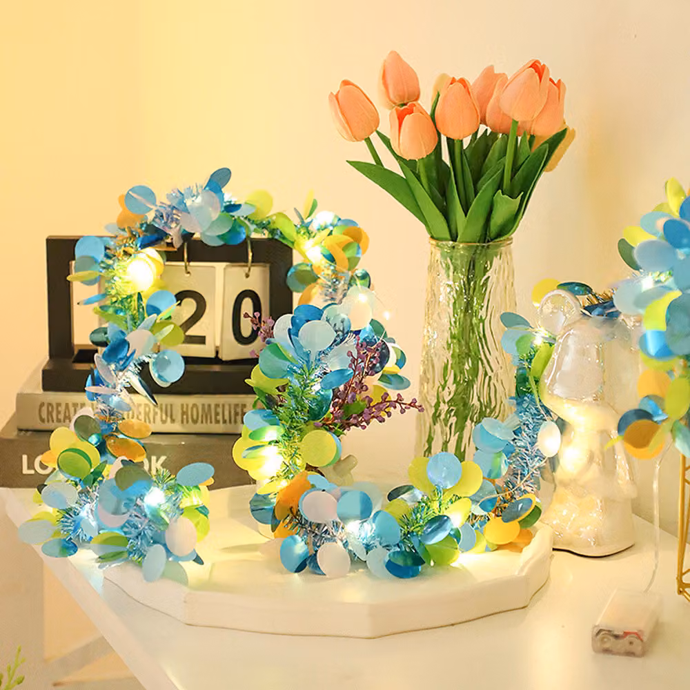 Ghirlanda natalizia a LED da 30 luci con paillettes colorate riflettenti; ghirlanda a LED alimentata a batterie, bianco caldo, blu, 3 m