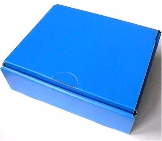 Portapenne in plastica 10 x 8 cm