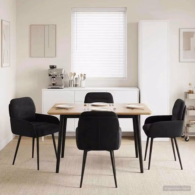 Set di 4 sedie da pranzo moderne vidaXL in velluto nero con struttura in metallo L/P/H: 59 x 59,5 x 90 cm – 1