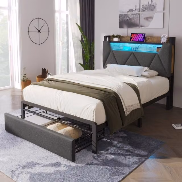 Letto singolo imbottito 90x200 cm con testiera contenitore, LED integrato e cassetti, struttura in metallo grigia senza materasso