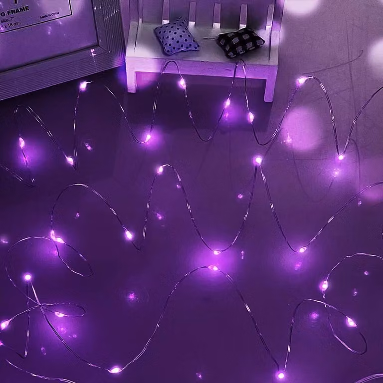 Luci a stringa LED - Viola - 50 luci - 5 m - Batterie - Per feste e Natale