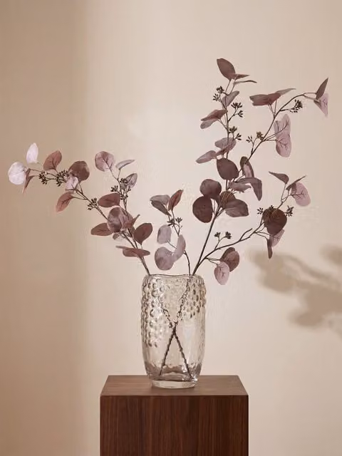Fiore artificiale Eus-bordeaux Kenay Home, composizione di eucalipto in stile moderno per tavolo, colori rosso, bianco e rosa