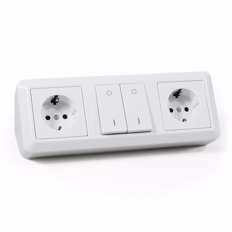 Blocco prese McPower "Cup", montaggio esterno, bianco, 2x contatto di terra + interruttore
