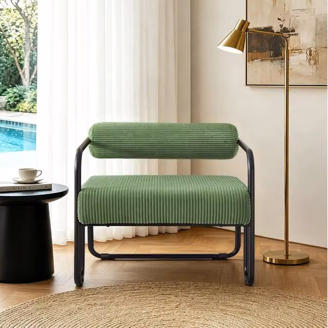 Poltrona lounge compatta OKWISH in velluto a coste verde con schienale cilindrico e struttura in metallo nero L: 70.5 cm, P: 68.5 cm, H: 73 cm