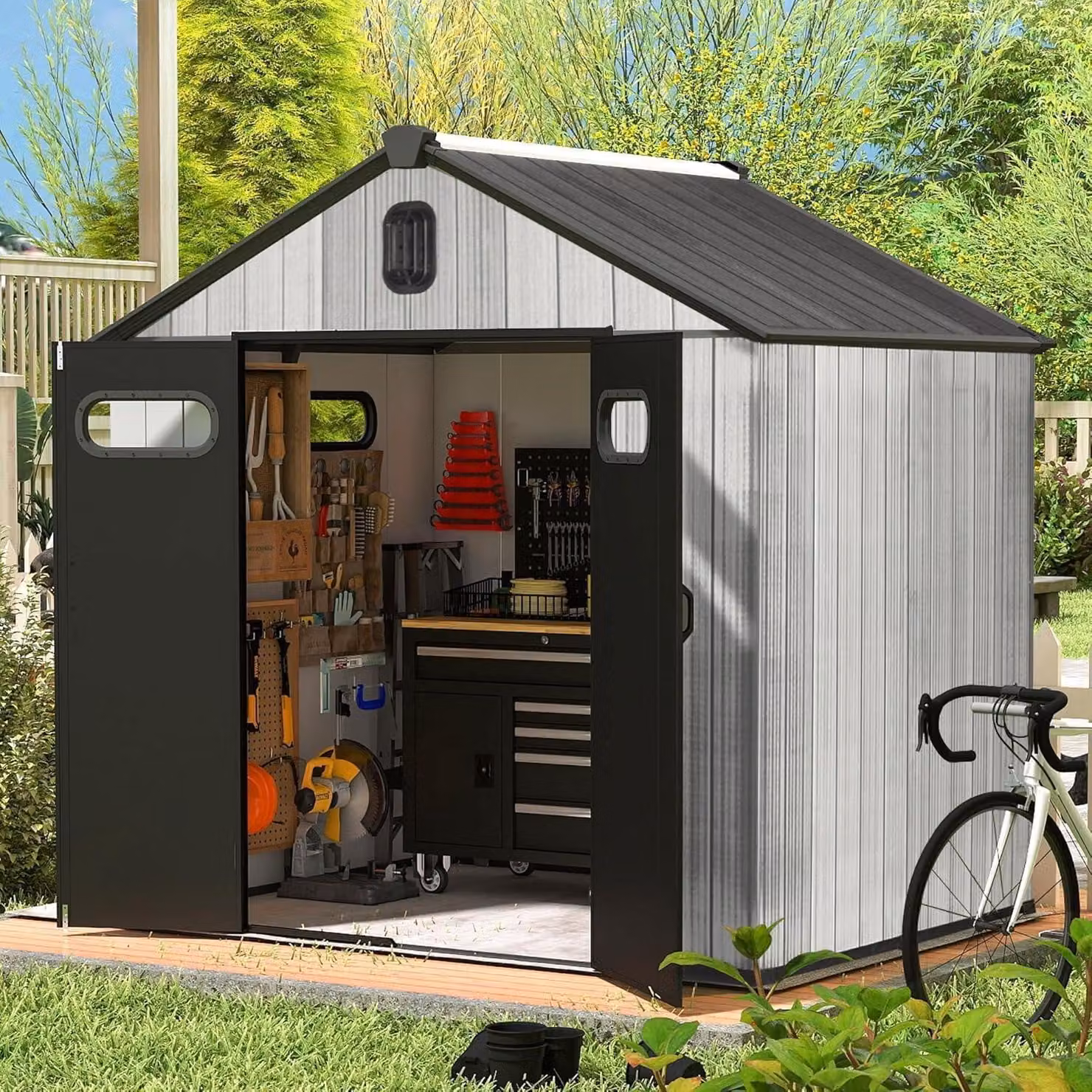 Casetta da giardino in plastica, dimensioni 2,4 x 2,4 metri, colore grigio, resistente agli agenti atmosferici, resistente ai raggi UV, a doppia parete, con serratura