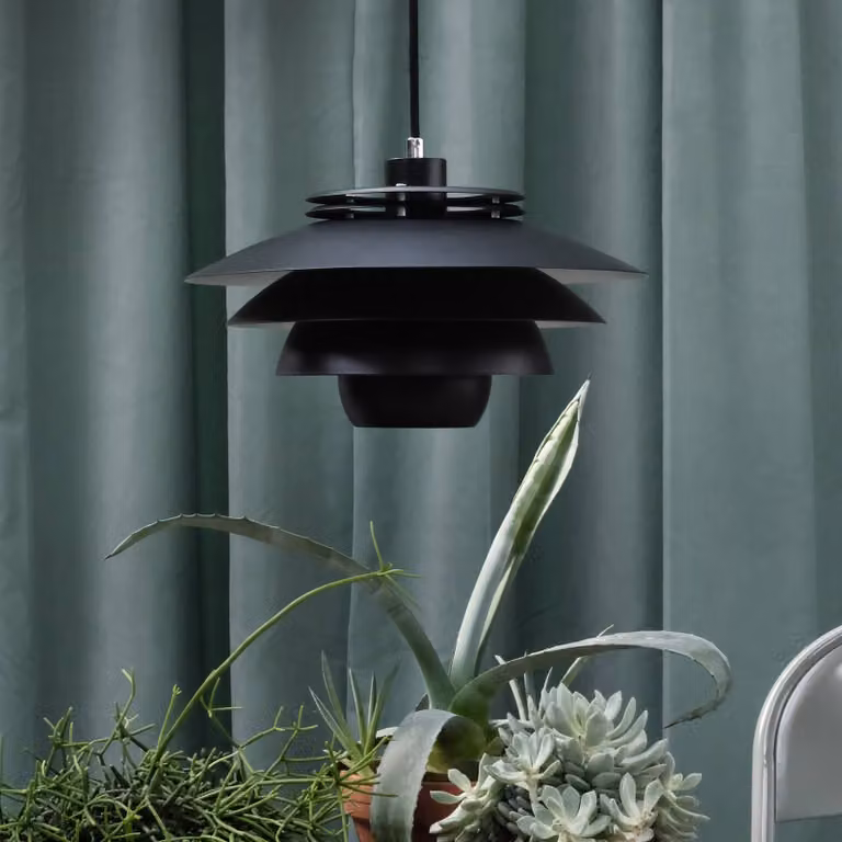 Dyberg Larsen Lampada a sospensione Ejka, dimmerabile, Nero, Soggiorno / Sala da pranzo, Metallo, Design, Lampada a sospensione
