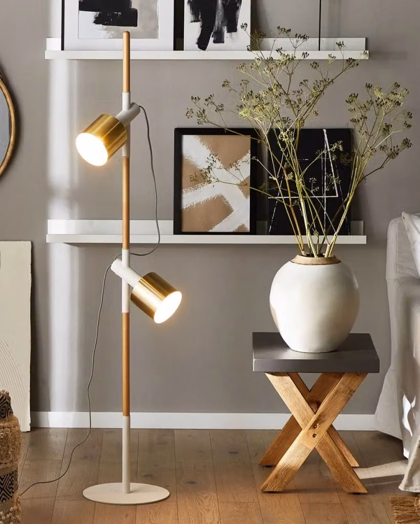 Lampada da terra BELIANI bianca e oro con faretti rotondi orientabili in metallo e legno, Altezza: 125 cm – 2