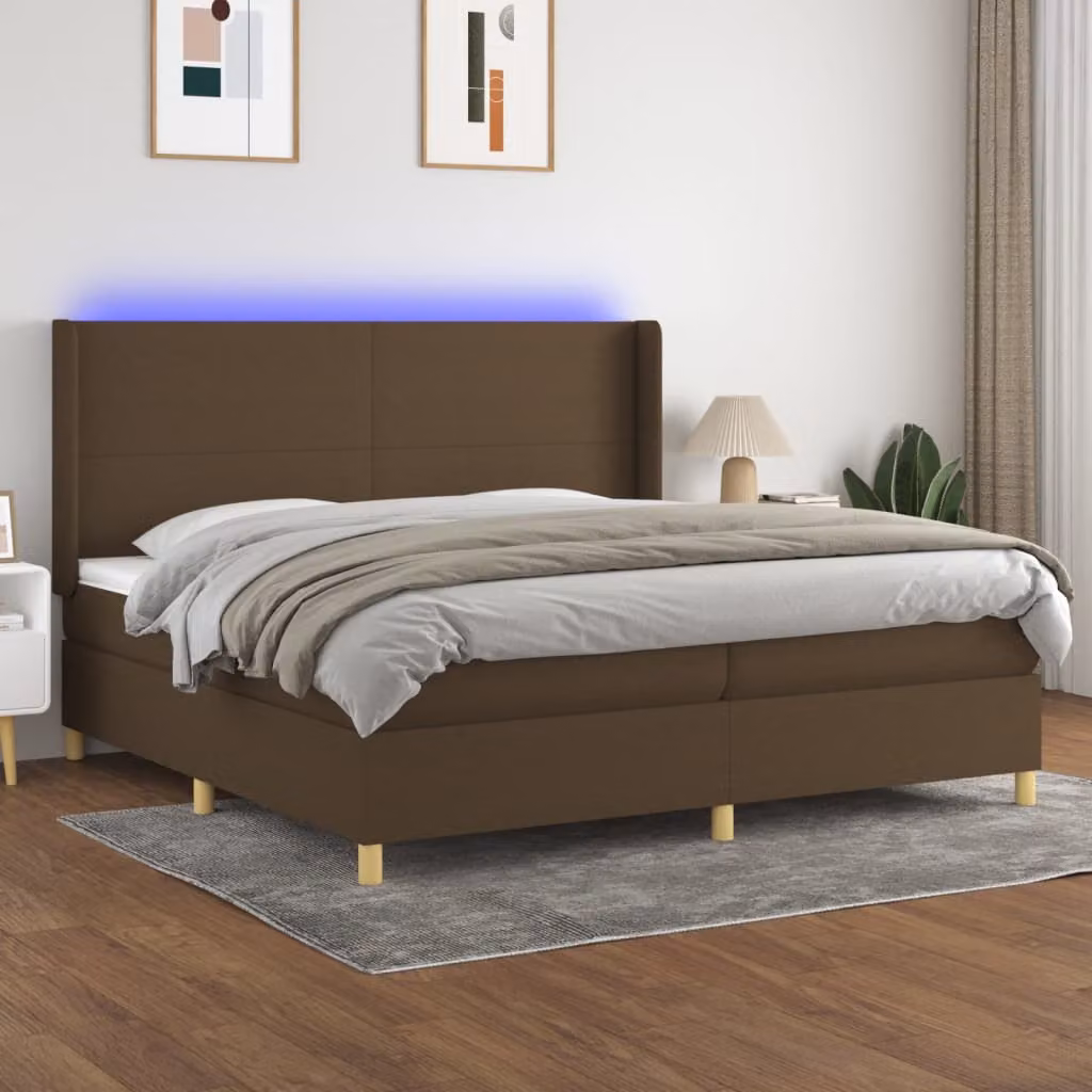 Letto a molle con materasso vidaXL in tessuto marrone scuro con illuminazione LED e porta USB L/P/H: 200 x 200 x 63 cm