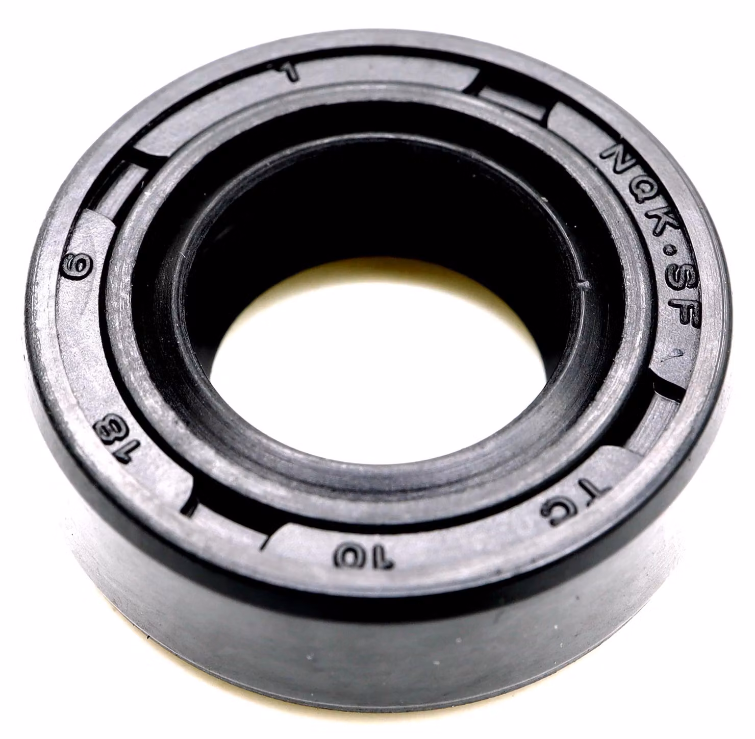 Guarnizione radiale per albero, 10x18x6 mm, in NBR, conforme alla norma DIN 3760