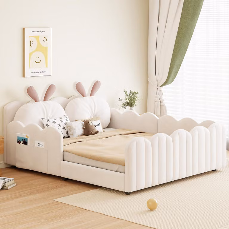 Letto a piattaforma 140x200, imbottito, con cuscini a forma di coniglio