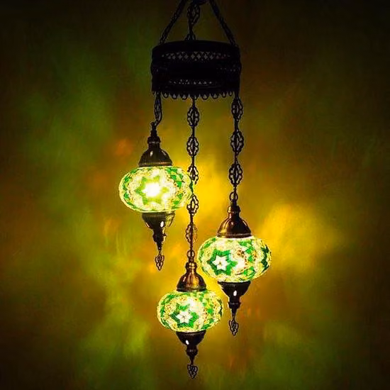 Lampada a sospensione turca con 3 sfere in mosaico verde – Lampada orientale per un ambiente caldo