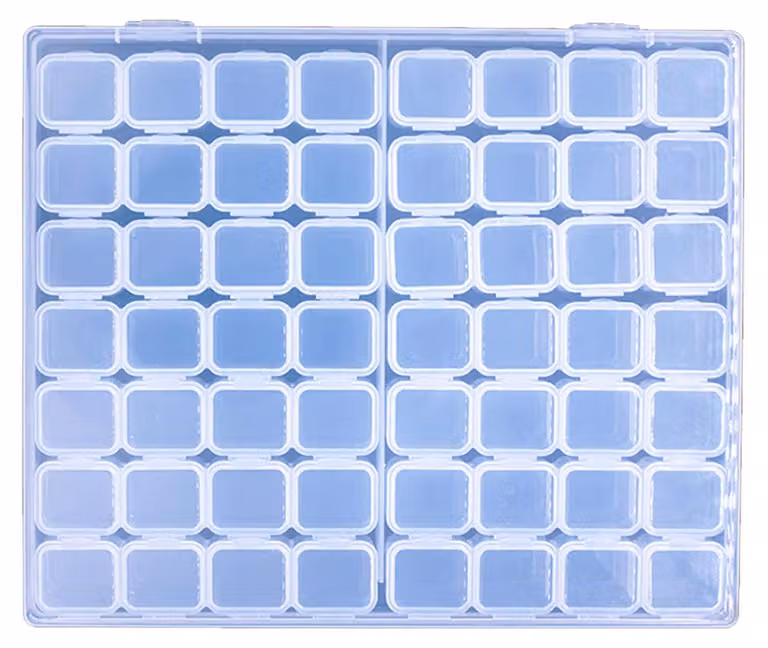 Contenitore di stoccaggio con 56 scomparti, trasparente, dimensioni 21,1 x 17,8 x 2,8 cm