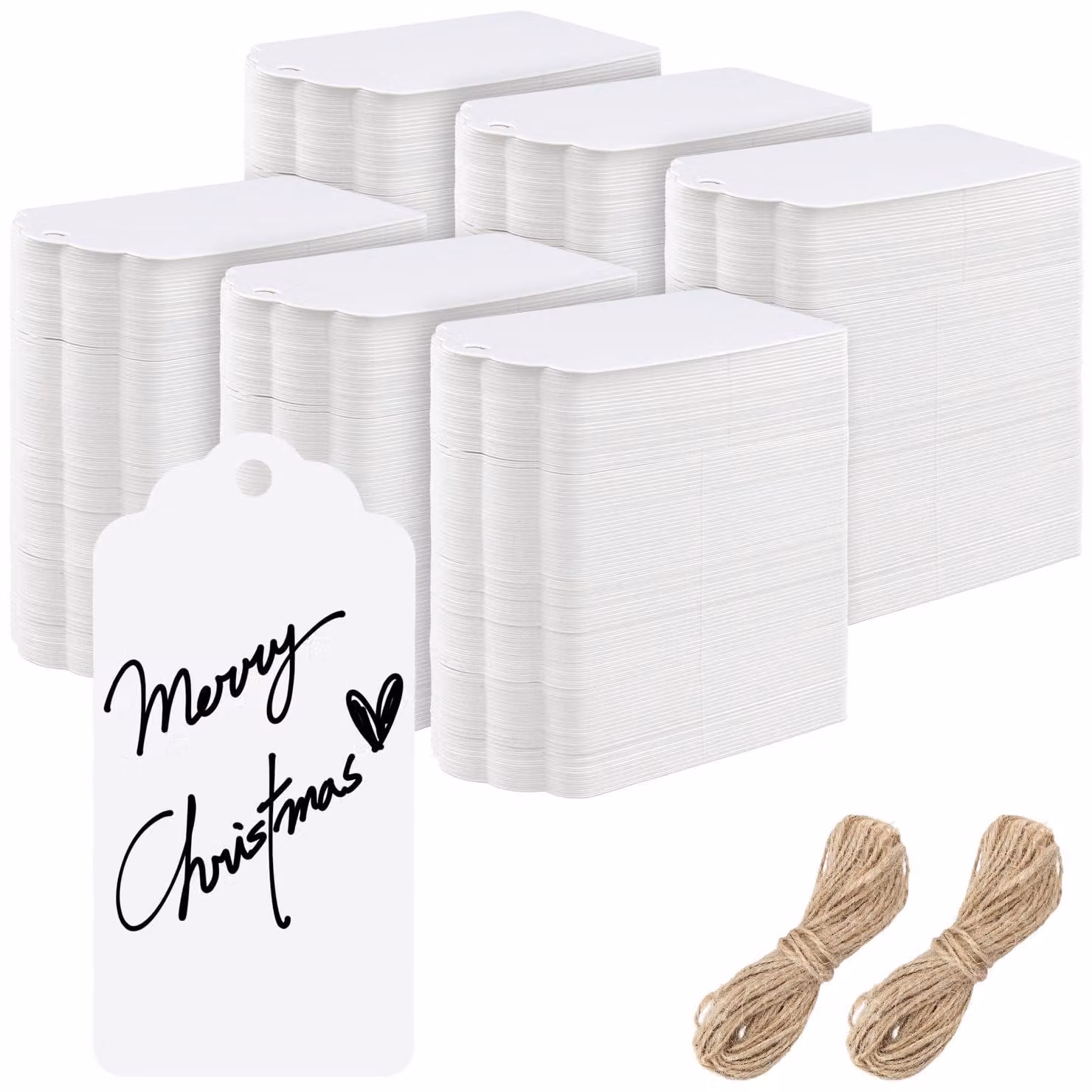 600 etichette regalo bianche, dimensioni 9x4,5 cm, realizzate in carta kraft e complete di cordoncino