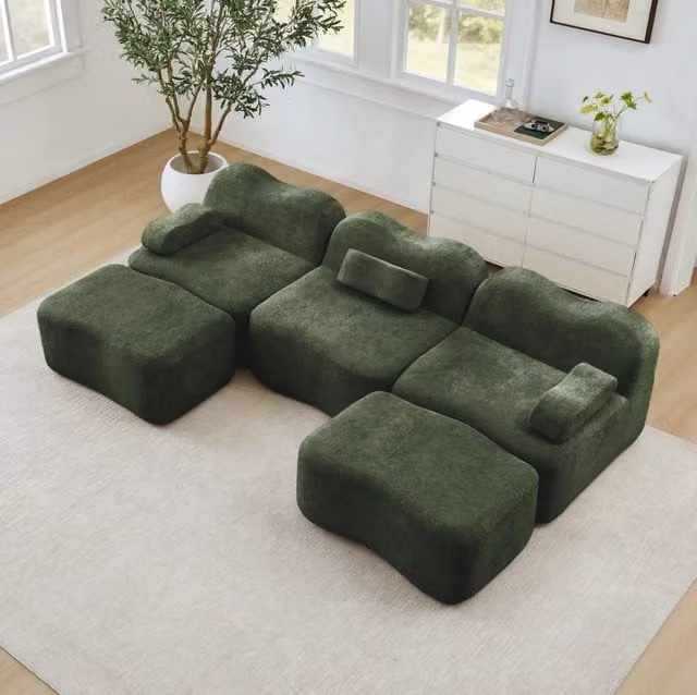 Divano modulare a U con 2 pouf 288x167x70 cm in velluto verde; seduta profonda