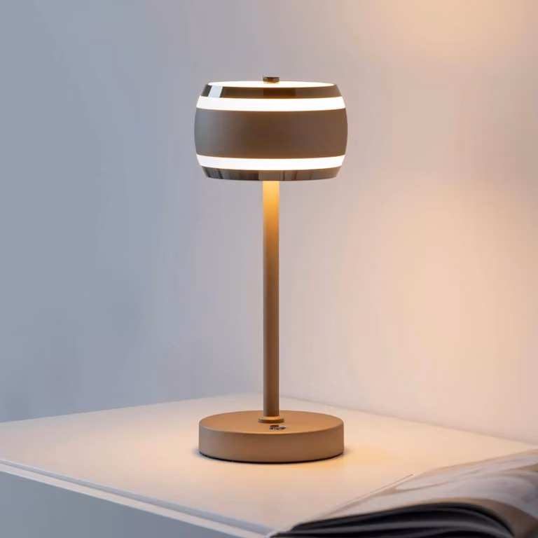 PURE Lampada da tavolo Falling Rings, dimmerabile, Bronzo / Ottone antico, Camera da letto, Alluminio, Moderno, Lampada da tavolo