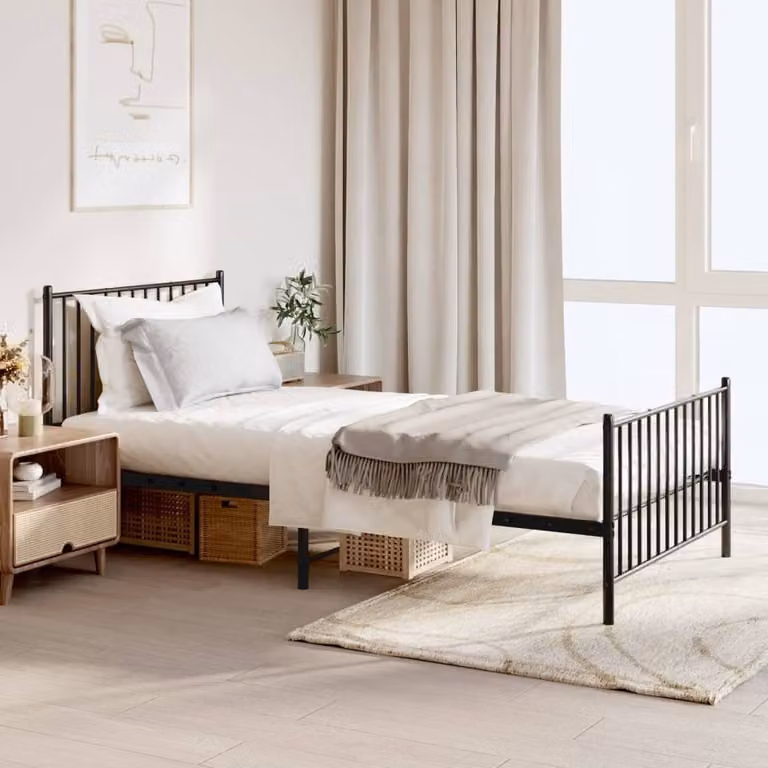 The Living Store Struttura letto con testiera e pediera in metallo nero 100x200 cm