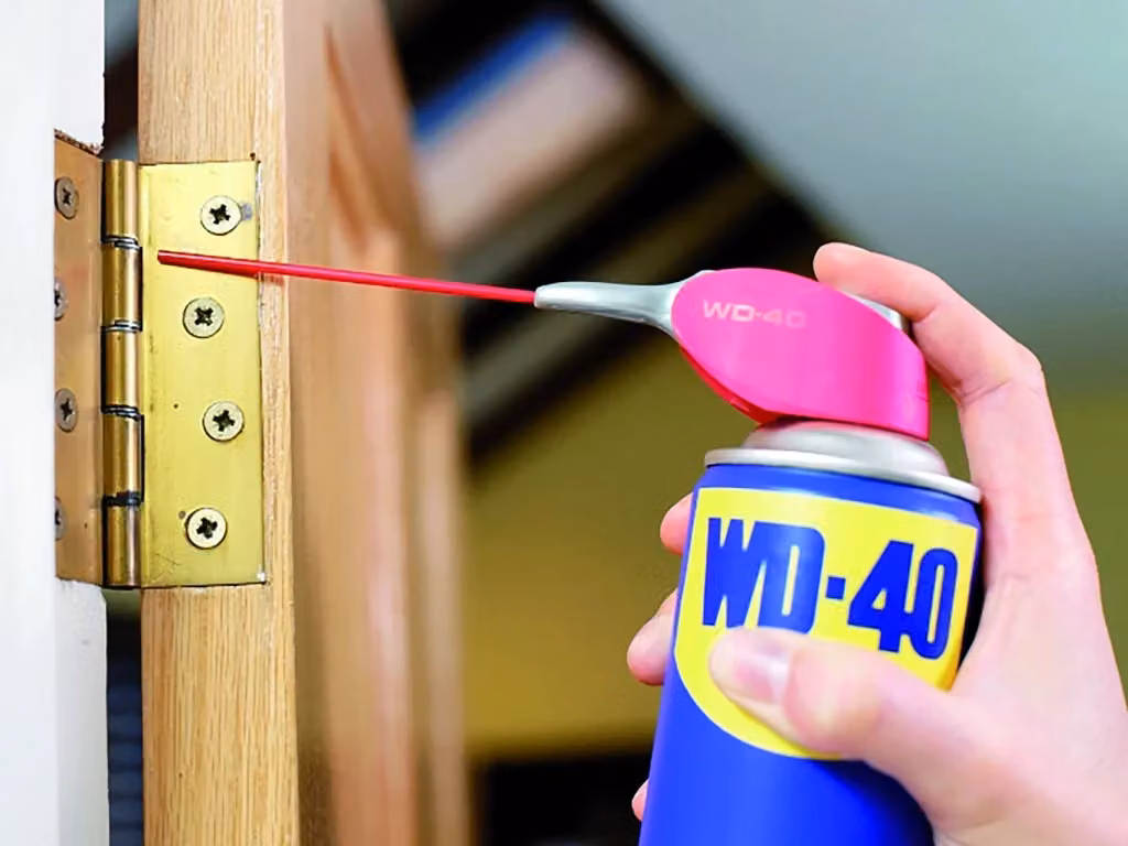 Confezione da 12 pezzi di Spray Lubrificante Multiuso WD-40 Aerosol con Smart Straw da 400 ml – 2