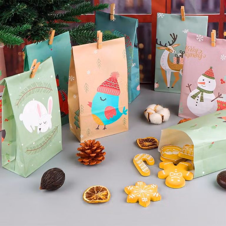 Sacchetti di carta natalizi per avvento, da riempire - Colorati sacchetti di carta regalo, da riempire - Per bambini