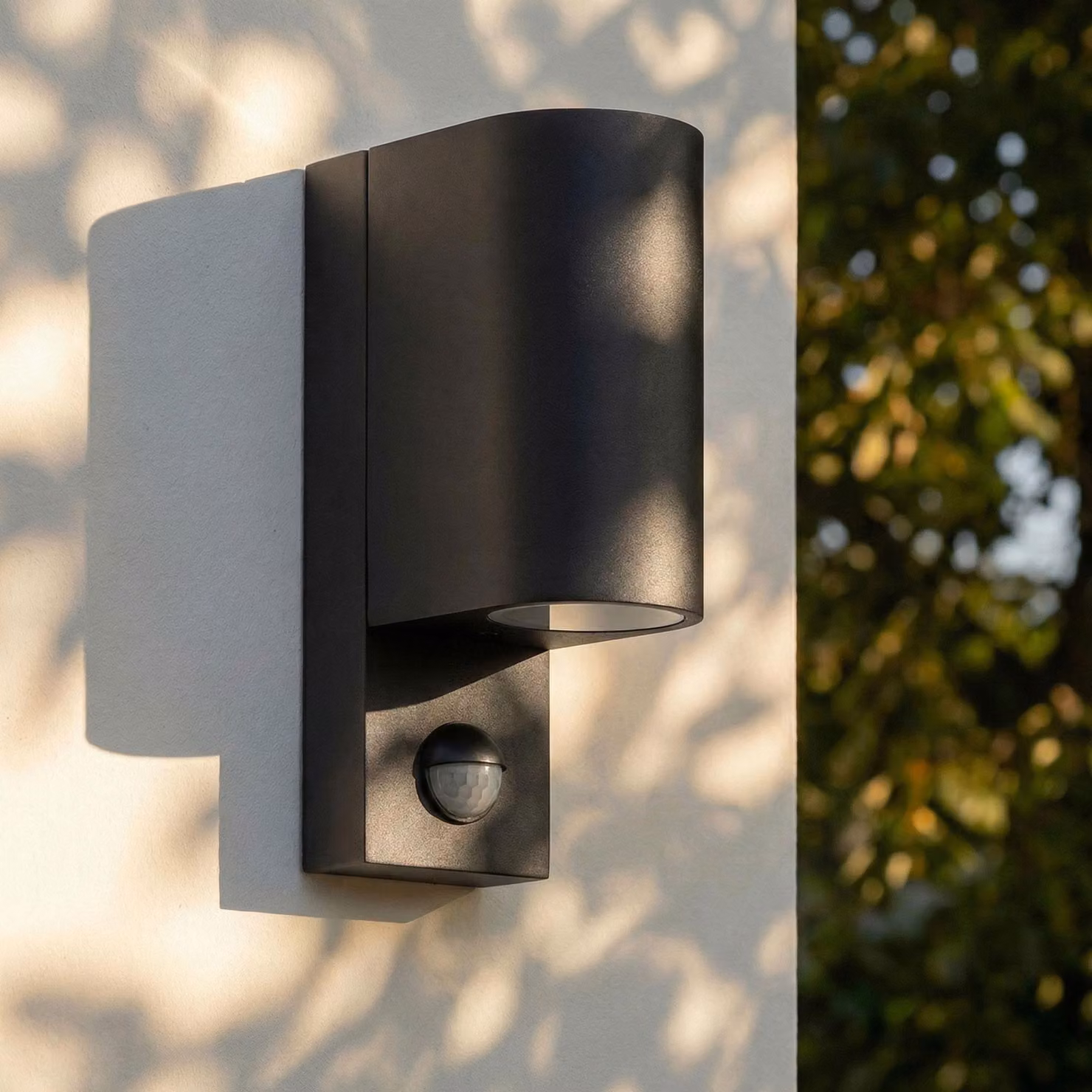 Lampada da parete per esterni Maxkomfort 1267E1-BK Up-Down 2x GU10 con sensore