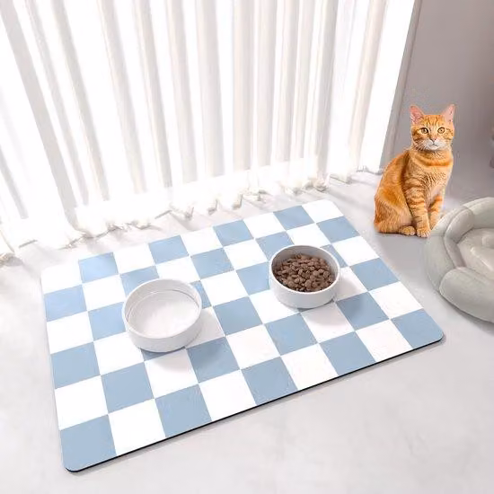 Tavola per gatti e tavola da 100 cm, 51 x 30,5 cm, tappetino antiscivolo per cani e gatti, da posizionare sotto le ciotole per cani attivi, facile da pulire, blu e bianco