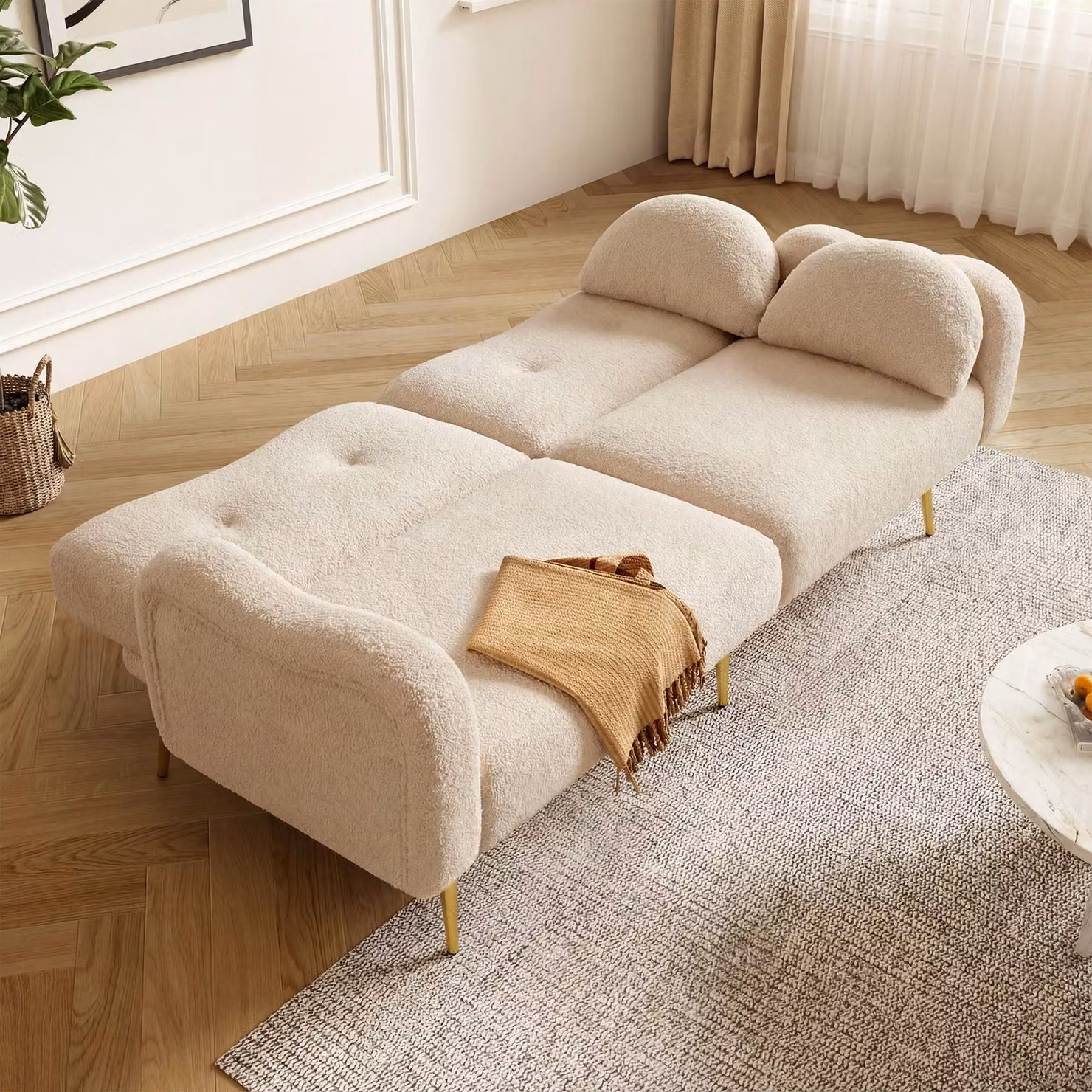 okwish Divano letto a due posti con schienale regolabile, divano relax con braccioli, divano letto con piedini in metallo dorato, beige