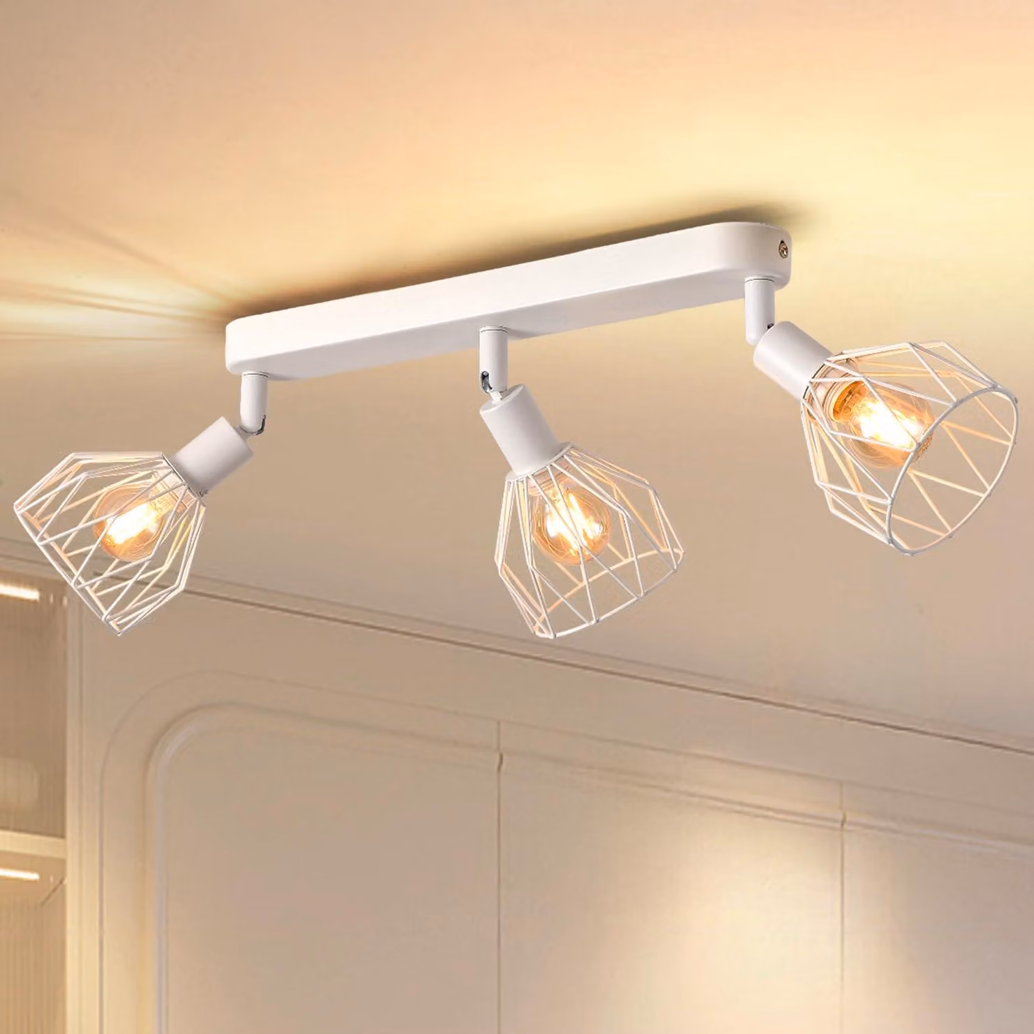 ANWIO Plafoniera a 3 luci, bianca, in metallo. Lampada da soffitto E14, orientabile. Faretti da soffitto, lampada LED, plafoniera E14. Lampada per soggiorno, lampada per cucina (senza lampadine). EUC