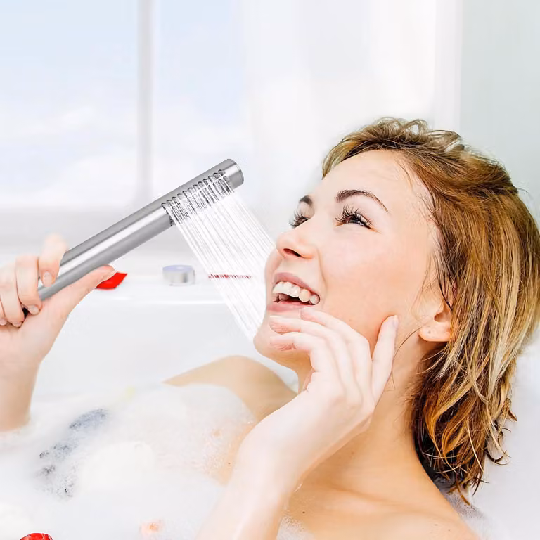 Doccia a mano, soffione ad alta pressione, risparmio idrico, realizzato in acciaio inossidabile SUS304, con 48 ugelli, facile da pulire grazie agli ugelli in gomma, funzione singola