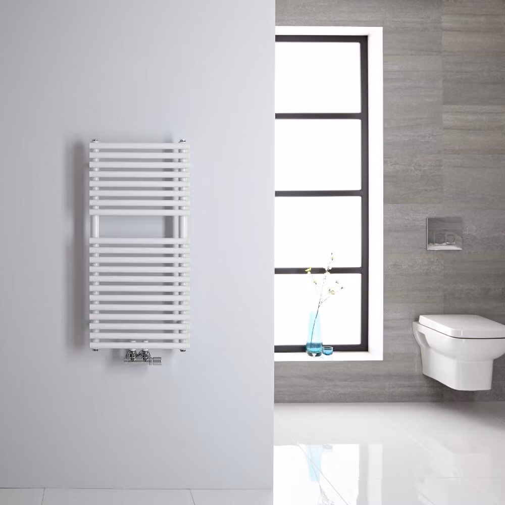 Scaldasalviette Termoarredo Bagno con Attacco Centrale - Design Tubolare Bianco - 835 x 400mm - 233W - Magera