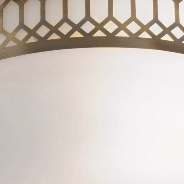 Plafoniera da soffitto Searchlight Edimburgo in ottone e vetro bianco con 2 luci E27 – 1
