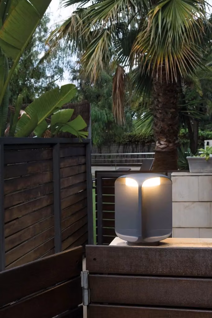 Faro Barcelona BU-OH 265 Lampada da giardino a paletto in metallo grigio con LED luce bianca calda – 2