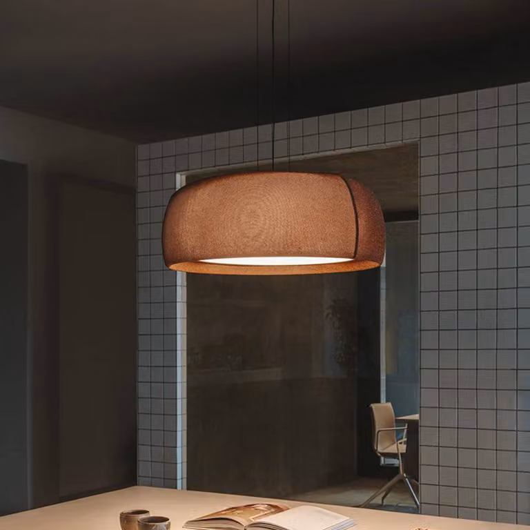 LEDS-C4 Lampada a sospensione Gong, dimmerabile, Marrone / Ruggine, Soggiorno / Sala da pranzo, Tessuto / Stoffa / Seta, Moderno, Lampada a sospensione