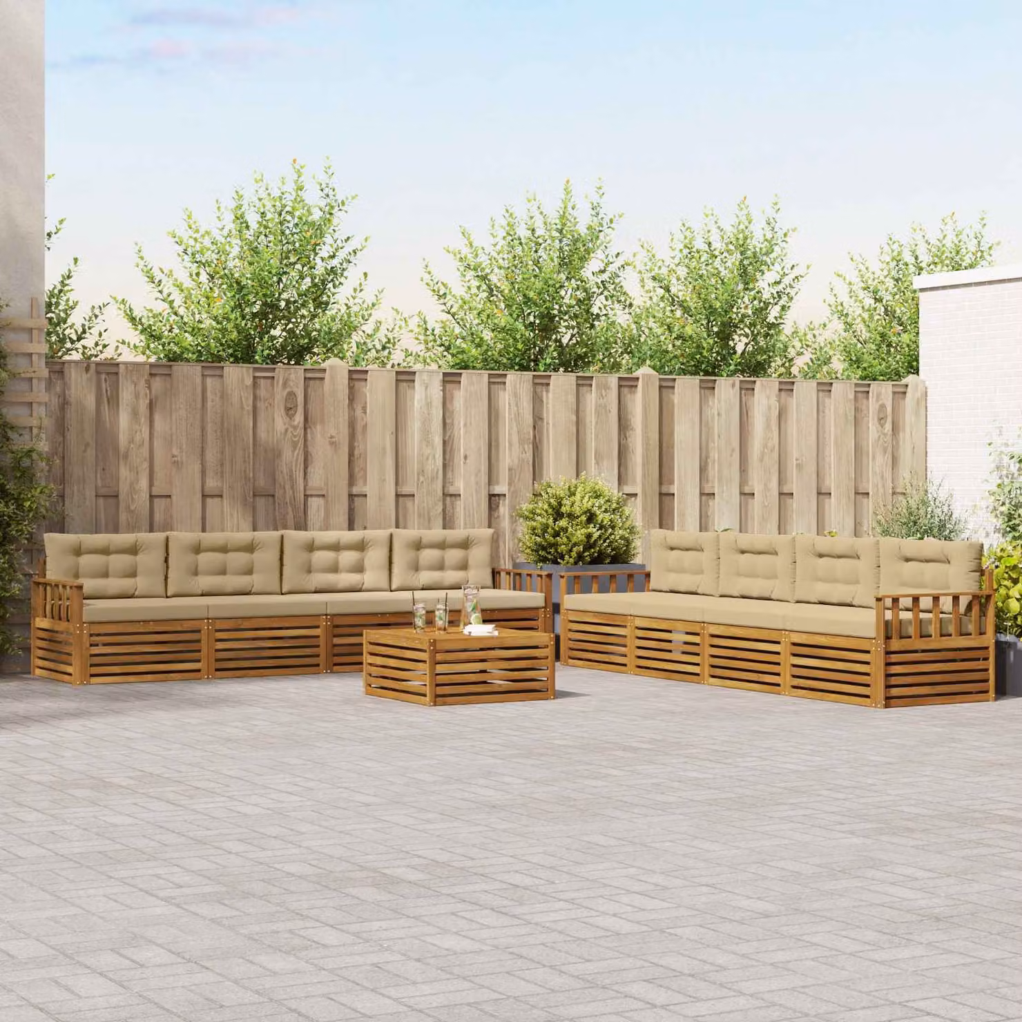 vidaXL Set di divani da esterno a forma di U in legno di acacia con tavolino e cuscini, Beige e Marrone