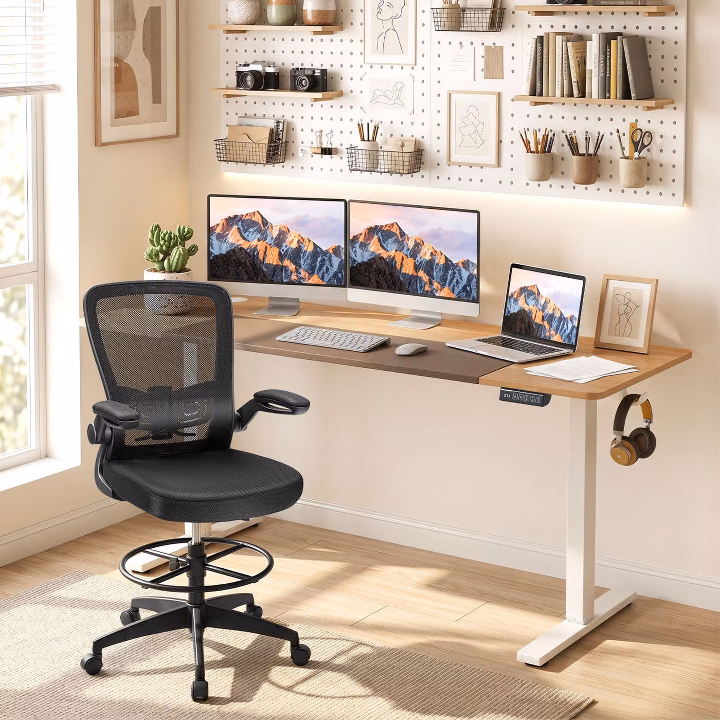 Scrivania elettrica da ufficio Costway con altezza regolabile e memoria intelligente, colore naturale beige e marrone