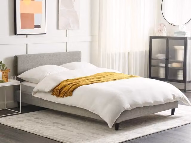 Letto matrimoniale in tessuto grigio chiaro con rete a doghe 140 x 200 cm stile contemporaneo