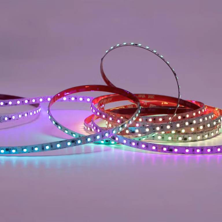 Striscia LED ARELUX XPLAY MAGIC RGB, 5 metri, 12W/metro, 96 LED/metro, 24V DC, grado di protezione IP20, angolo di emissione 120°