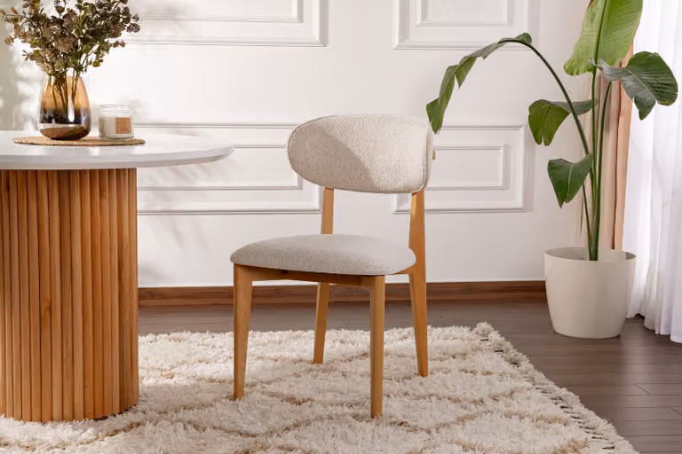Skye Decor, set di sedie di alta qualità (2 pezzi), bianco e rovere chiaro, 53 x 86 x 58 cm | Struttura in legno di faggio al 100%, 100% cotone, trama ciniglia | Design scandinavo moderno, comodo ed elegante.