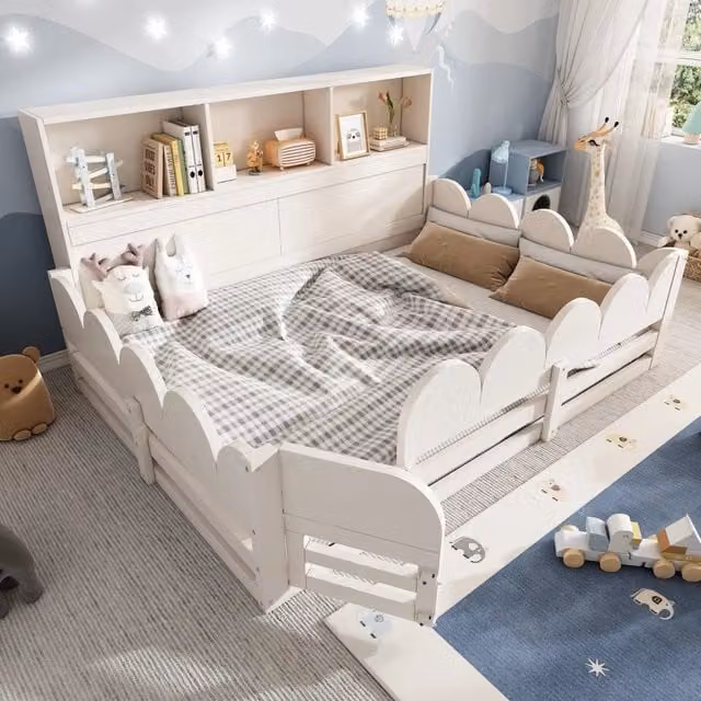 Letto per bambini a terra 140x190 cm con sponde; porticina e 3 vani; bianco