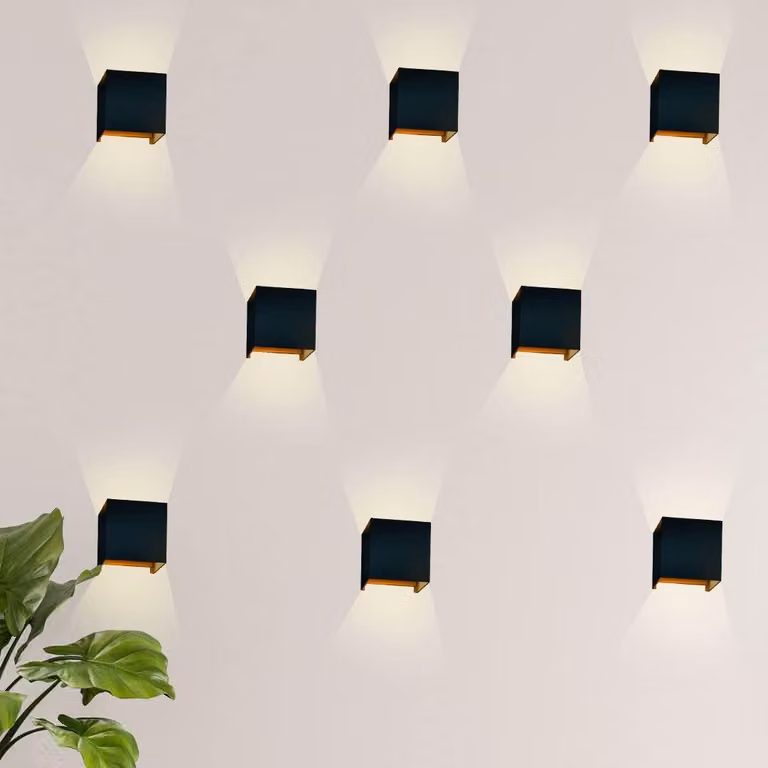 Lampada da parete a LED, 6W, 3000K, grado di protezione IP65, regolabile, confezione da 8, colore nero