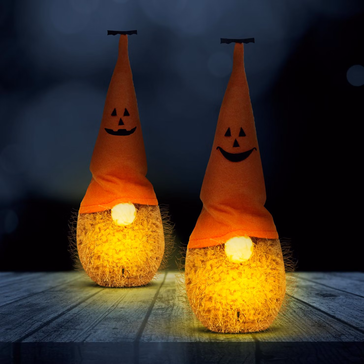 Gnomo di Halloween con luci LED - poliestere - 20 cm - 2 modelli diversi