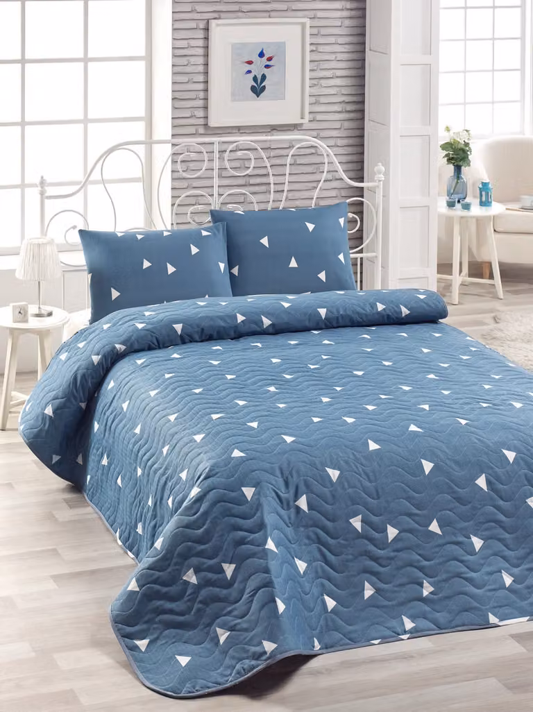 L'Essentiel Linge de Maison, Üçgen- ELR9438, blu, bianco, copriletti, 65% cotone / 35% poliestere