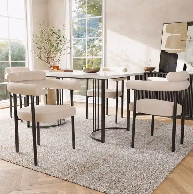 Sedia imbottita ULEVR 70x62x84 cm con schienale avvolgente e struttura in ferro, beige