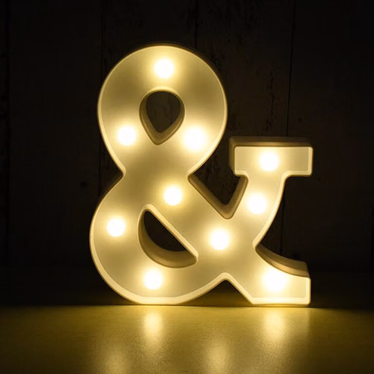 Lettera illuminata a LED 3D, lettera da 22 cm &amp