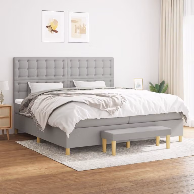 The Living Store Letto a molle con materasso grigio chiaro 200x200 cm in tessuto