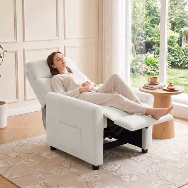 Poltrona reclinabile REDOM bianca con braccioli e tasche laterali, L: 73 cm, P: 86 cm, H: 100 cm