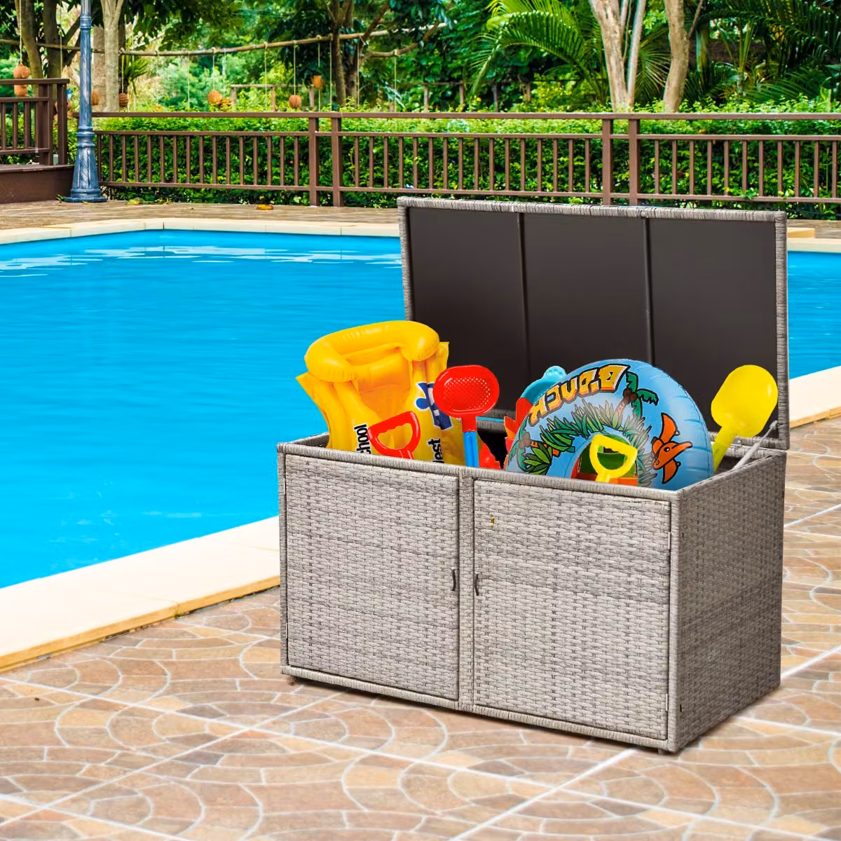 Baule contenitore da giardino Costway con coperchio e 2 ripiani in metallo e rattan, Grigio – 3