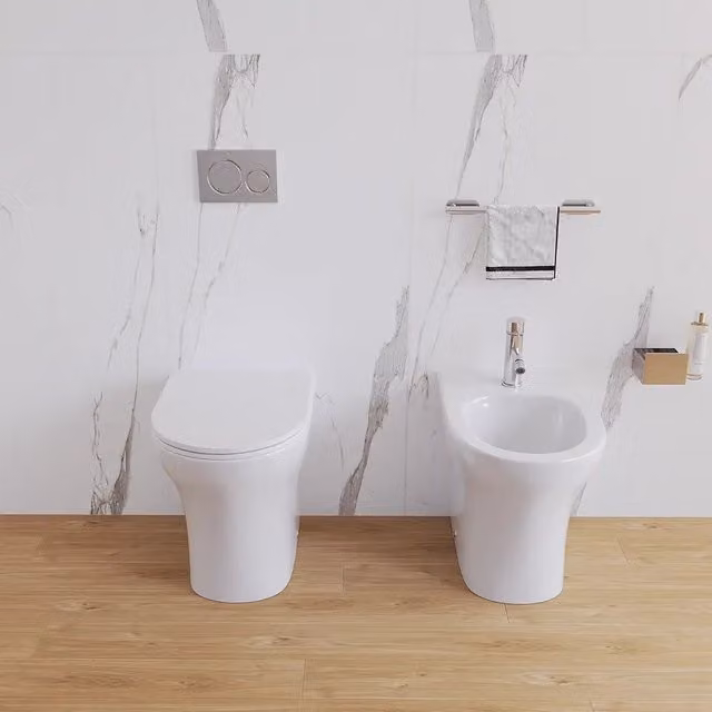 Sanitari filomuro rimless in ceramica bianco lucido: vaso bidet e copriwc soft-close | Nassau